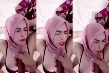 Diyana Sakura Pasrah Muka Basah Crot Air Mani