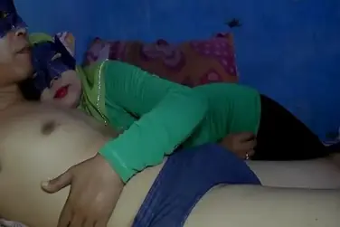 Tante Nakal Pakai Topeng Beri Servis BJ Hot